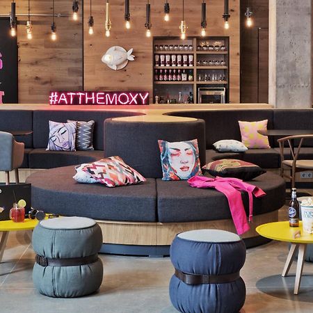 Hotel Moxy Tiflis Exterior foto