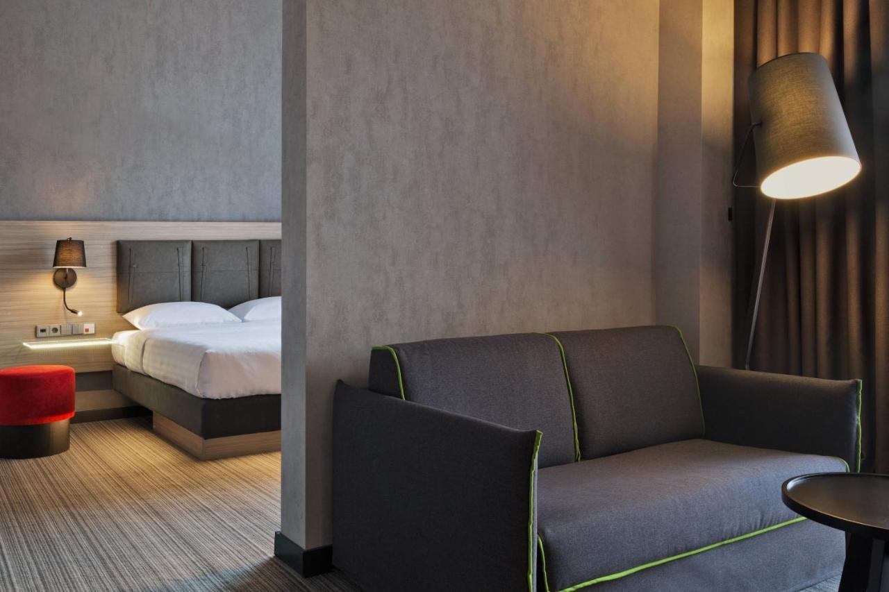 Hotel Moxy Tiflis Exterior foto
