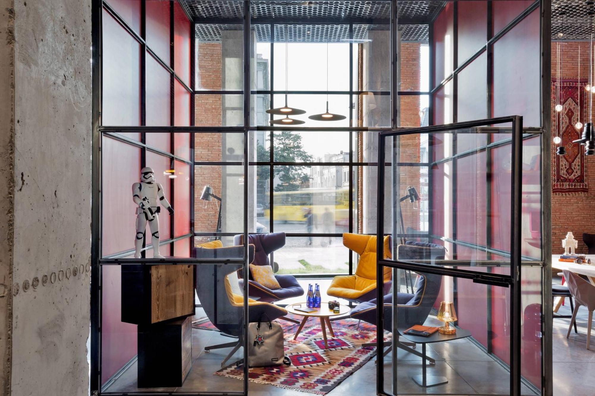 Hotel Moxy Tiflis Exterior foto